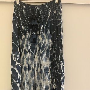 Surf Gypsy blue tie die pants; size small